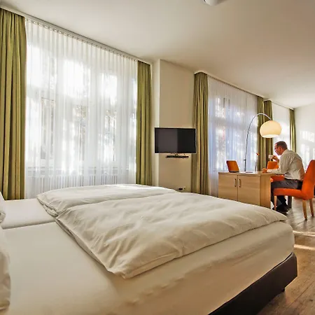 Hotel Kaiser Karl 4*