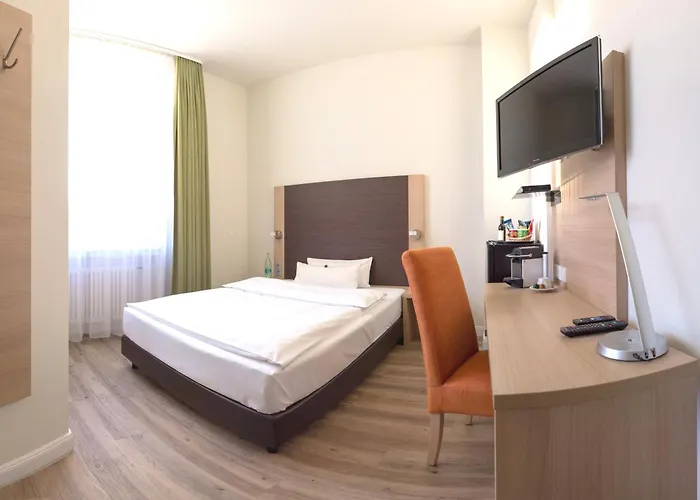 Kaiser Karl Hotel 4*